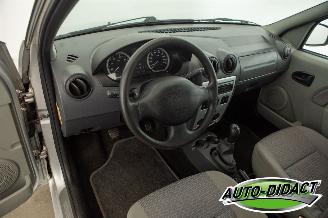 Dacia Logan 1.6 Lauréate picture 19