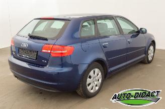 Audi A3 1.6 TDI Clima Leder picture 4