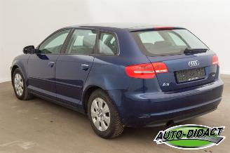 Audi A3 1.6 TDI Clima Leder picture 3