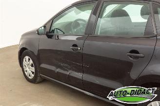 Volkswagen Polo 1.2 Easyline Airco Navi Camera picture 34