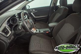 Kia Cee d 1.0 T-GDi 47.565 km Clima Navi Camera DynamicLine picture 26