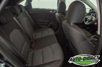 Kia Cee d 1.0 T-GDi 47.565 km Clima Navi Camera DynamicLine picture 23