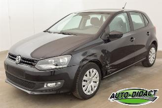 Schadeauto Volkswagen Polo 1.4 Clima Navi 2013/10