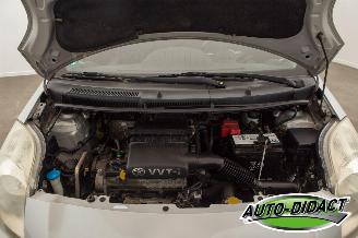 Toyota Yaris 1.3 VVTi Airco picture 30