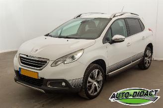 uszkodzony samochody osobowe Peugeot 2008 1.6 BlueHDi Clima Navi Blue Lease Executive 2016/2