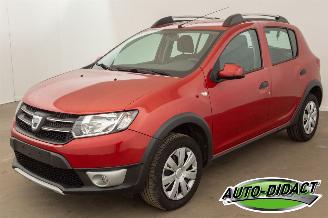 uszkodzony samochody osobowe Dacia Sandero Stepway 0.9 TCe 92.492 km Carpas Navi Airco 2015/1