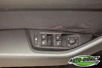 Volkswagen Passat 1.5 TSI Automaat Clima Navi Comfort Business picture 14