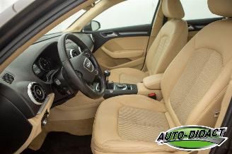 Audi A3 1.6 TDI Clima Navi Leder Ambiente picture 26