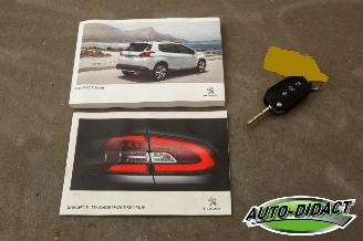 Peugeot 2008 1.2 Active 118.099 km Navi Airco picture 25