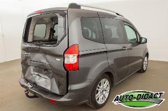 Ford Tourneo Courier 1.0 Titanium 5p Clima Carpas picture 4
