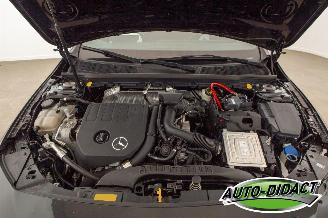 Mercedes A-klasse 180 Business Solution AMG Digi Dash Navi Clima picture 39