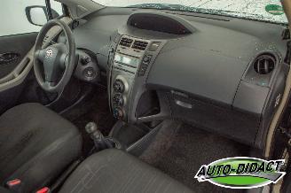 Toyota Yaris 1.0 VVTi Acces picture 15