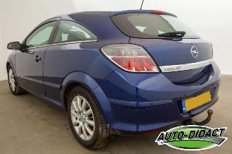 Opel Astra GTC 1.8 Automaat Clima Executive picture 3