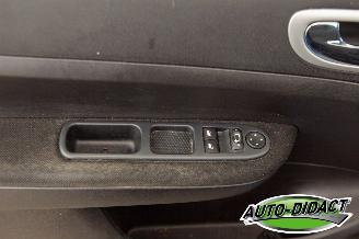 Peugeot 307 Break 2.0-16V Clima Premium picture 12