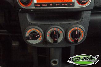 Mitsubishi Colt 1.3 Airco Edition Two picture 8