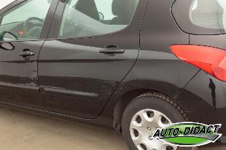 Peugeot 308 1.6 VTi Clima Access picture 31