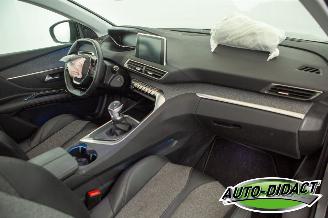 Peugeot 3008 1.2 Allure Open Pano Clima Navi Camera picture 17