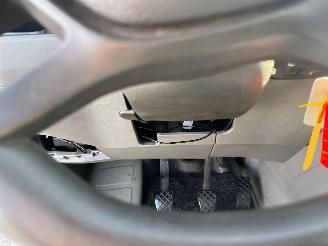 Volkswagen Crafter 2.0 TDI Airco picture 15