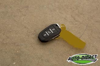 Peugeot 208 1.2 PureTech GT Automaat Pano Navi Camera Clima picture 30