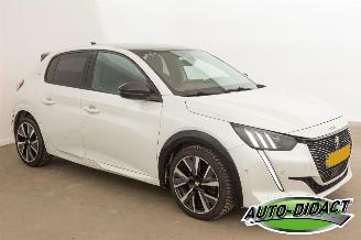 Peugeot 208 1.2 PureTech GT Automaat Pano Navi Camera Clima picture 2