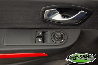 Renault Clio 1.5 dCi Airco Pano Navi picture 11