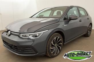Schadeauto Volkswagen Golf 1.5 TSI Digi Dash Clima 2020/7