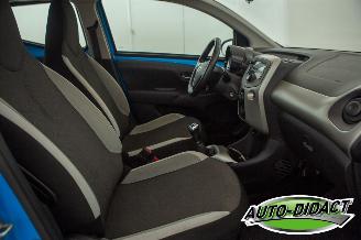 Toyota Aygo 1.0 VVT-i x-pose picture 18