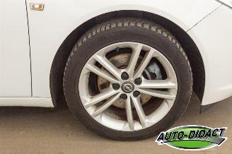 Opel Insignia 1.6 T  132 KW Edition Navi Clima Leder picture 32