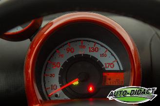 Toyota Aygo 1.0 VVT-i Airco 117.759 km NAP Dynamic Orange picture 6