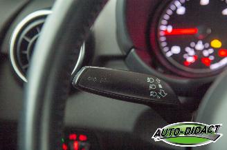 Audi A1 1.6 TDI Airco Pano Ambition picture 16