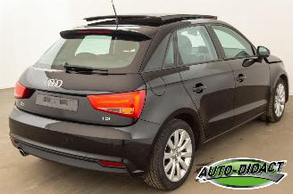 Audi A1 1.6 TDI Airco Pano Ambition picture 4