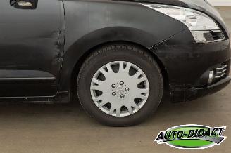 Peugeot 5008 1.6 HDi Clima Leder Pano 7p. picture 38