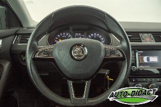 Skoda Octavia 1.6 TDI Clima Navi Ambition picture 5