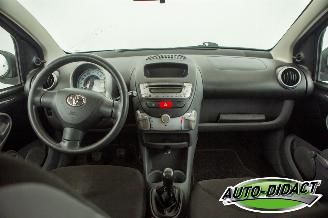 Toyota Aygo 1.0-12V picture 17