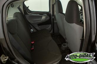 Toyota Aygo 1.0-12V picture 16