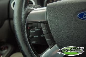 Ford Focus 1.6 Clima Navi Titanium picture 12