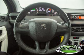 Peugeot 208 1.2 Airco 109.376 km Like picture 5