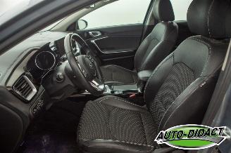 Kia Xceed 1.0 T-GDi Navi Camera Clima 104.661 km picture 26