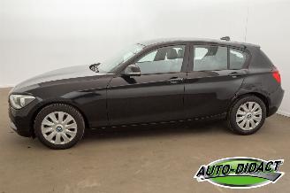 BMW 1-serie 116i  Airco Leder Navi Stoelverwarming Upgrade Edition picture 39