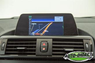 BMW 1-serie 116i  Airco Leder Navi Stoelverwarming Upgrade Edition picture 7