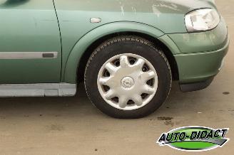 Opel Astra 1.6-16V Club picture 27
