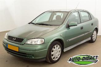 Avarii autoturisme Opel Astra 1.6-16V Club 2000/1