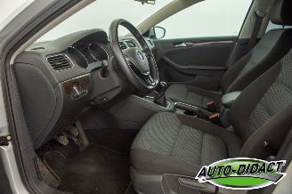 Volkswagen Jetta 1.2 TSI 77 kw 72.767 km Navi Airco picture 25