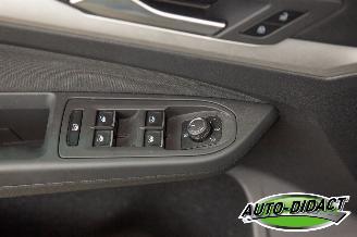 Volkswagen Golf 1.0 TSI Life 44.389 km NAP Digi Dash Clima Navi picture 13