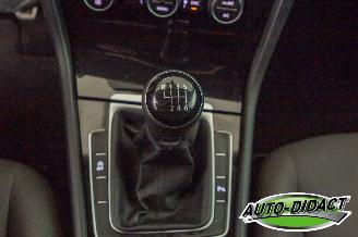 Volkswagen Golf 1.2 TSI Clima Connected Series picture 12