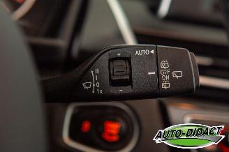 BMW 2-serie 216d Active Tourer Leder Pano Navi Clima picture 21