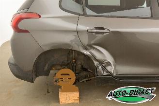 Peugeot 2008 1.2 Access Airco picture 27