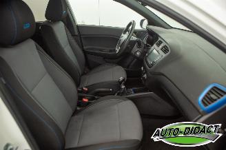 Hyundai I-20 1.0 T-GDI Go! 109.525 km NAP Airco Navi Camera picture 20