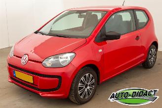 krockskadad bil auto Volkswagen Up! 1.0 take up! Airco 2012/4