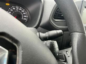 Renault Master T35 2.3 dCi L3 Laadklep Navi Airco Camera picture 17